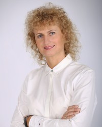 Elżbieta Sieńko-Awierianów